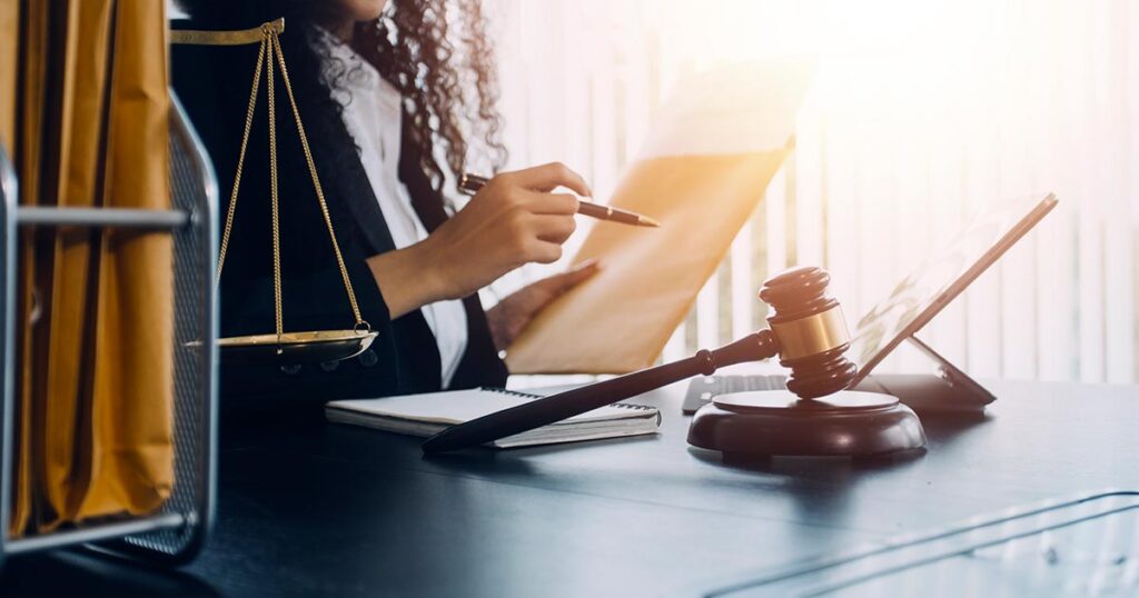 Compliance jurídico: conheça a importância e veja como implementar
